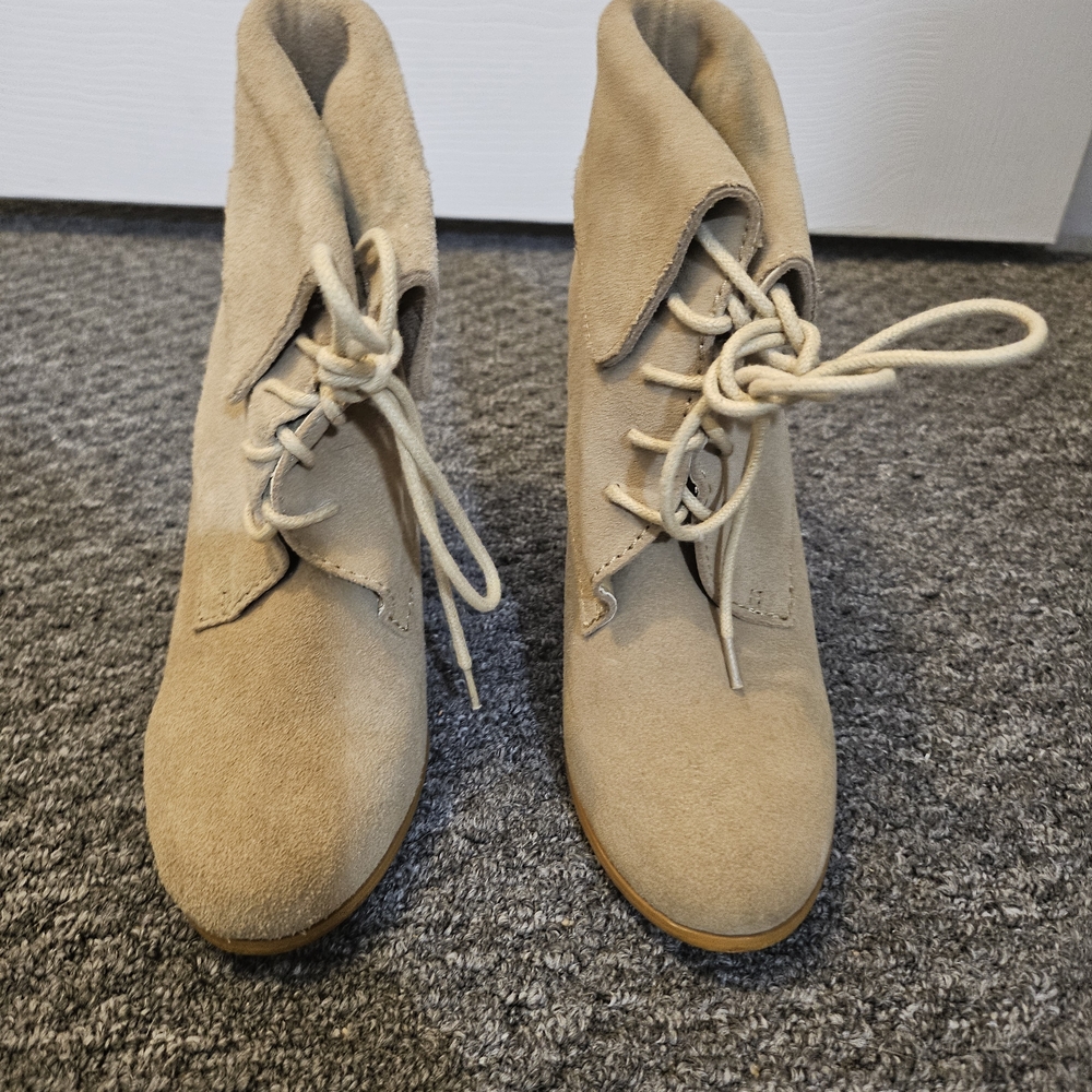 Very Volatile Beige Lace Up Boots